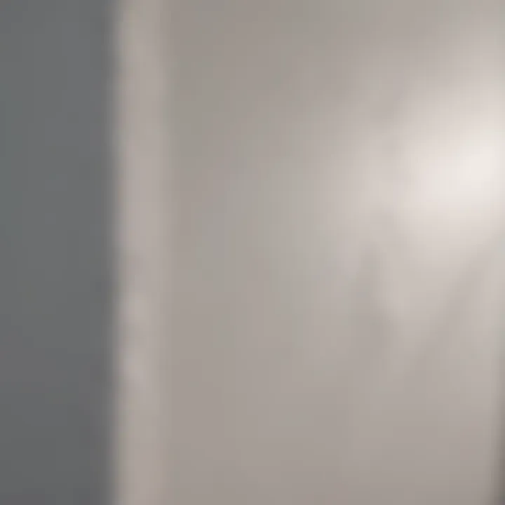 Application of ultralight drywall compound on surface